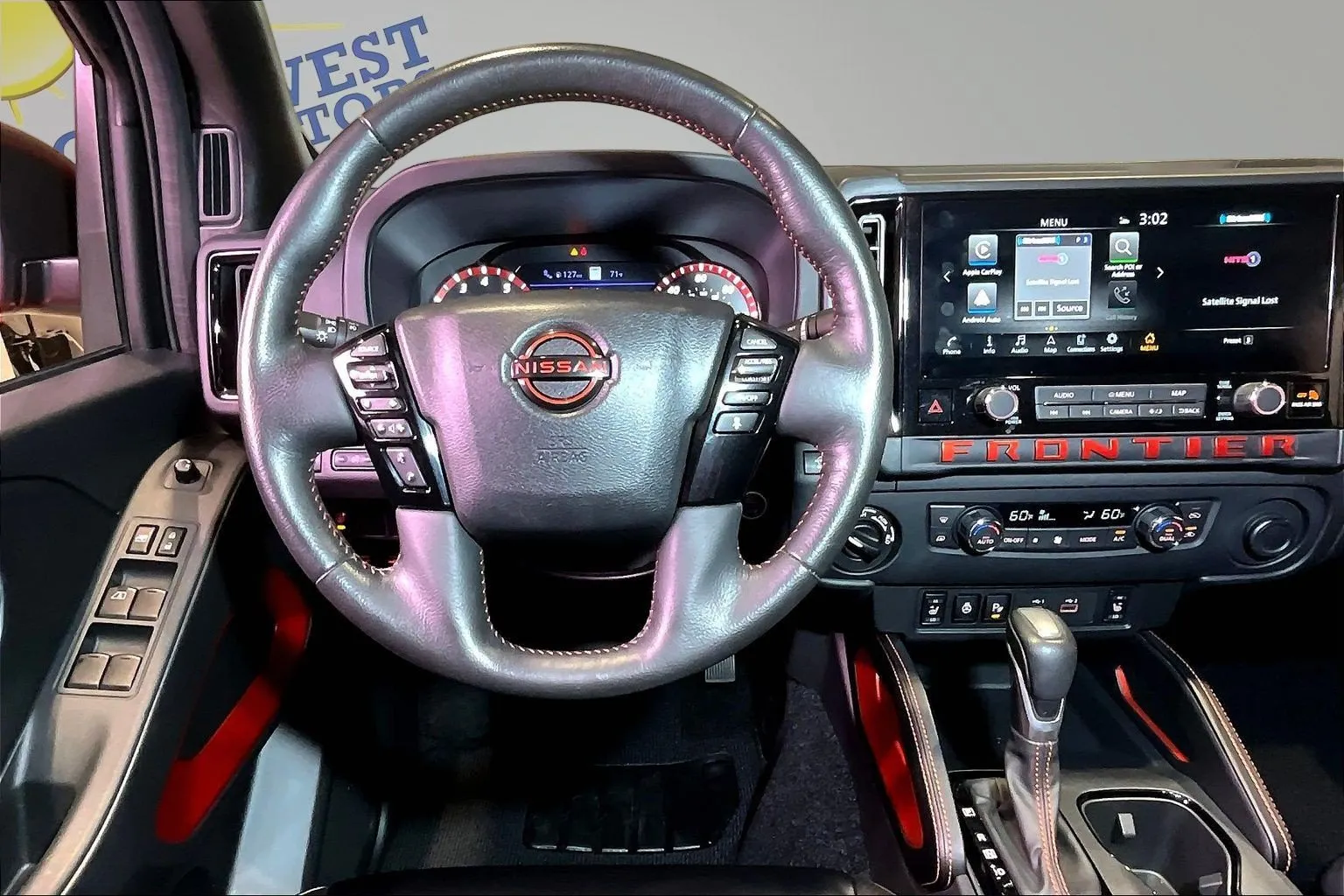 Nissan Frontier photo 10