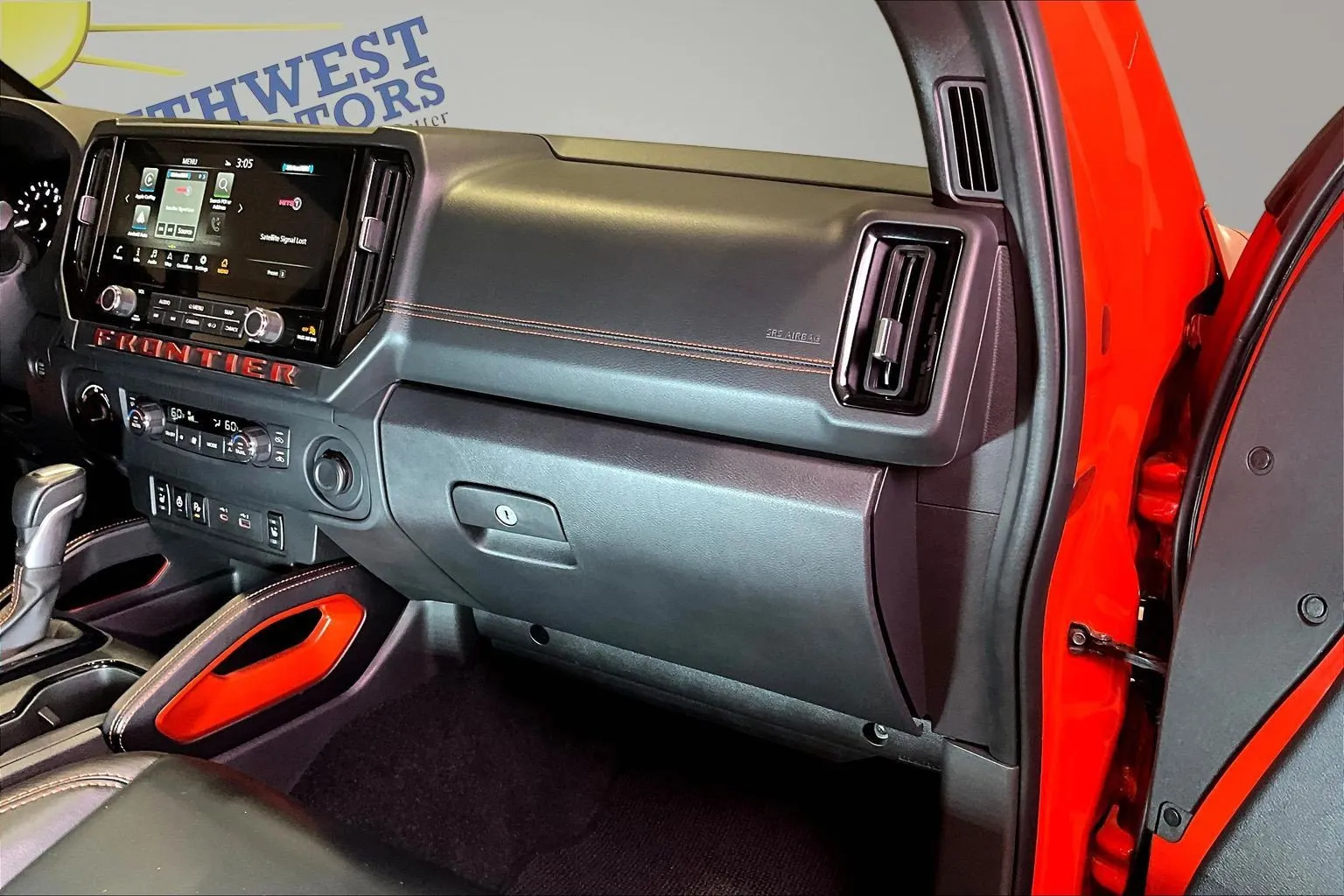 Nissan Frontier photo 28