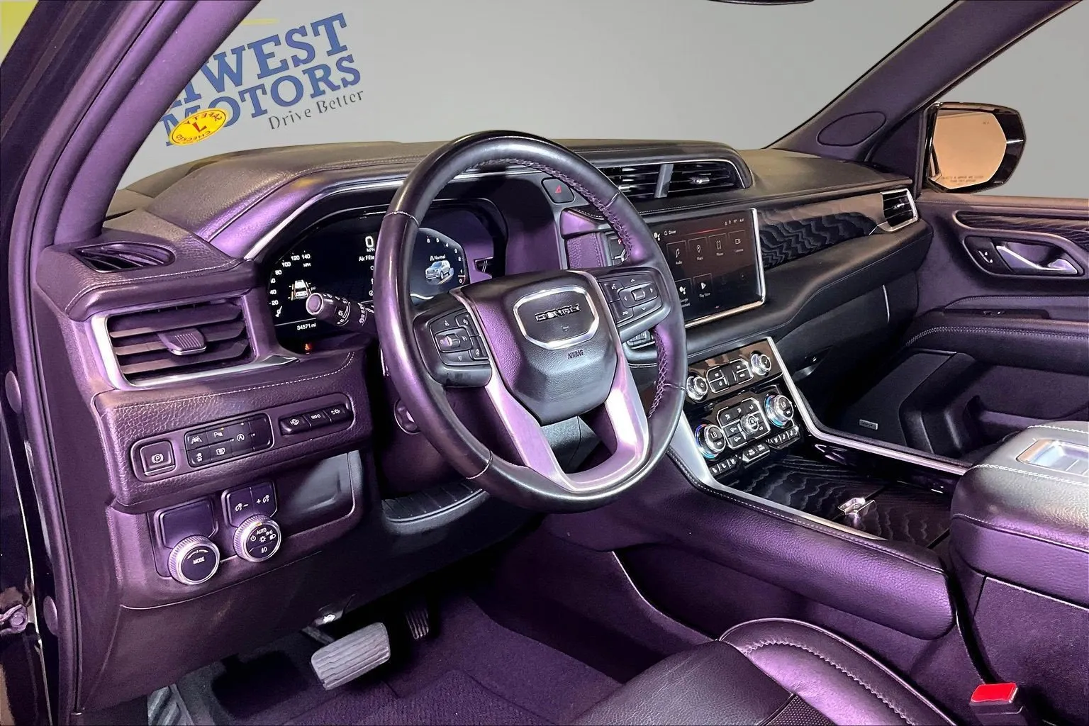 GMC Yukon XL photo 17