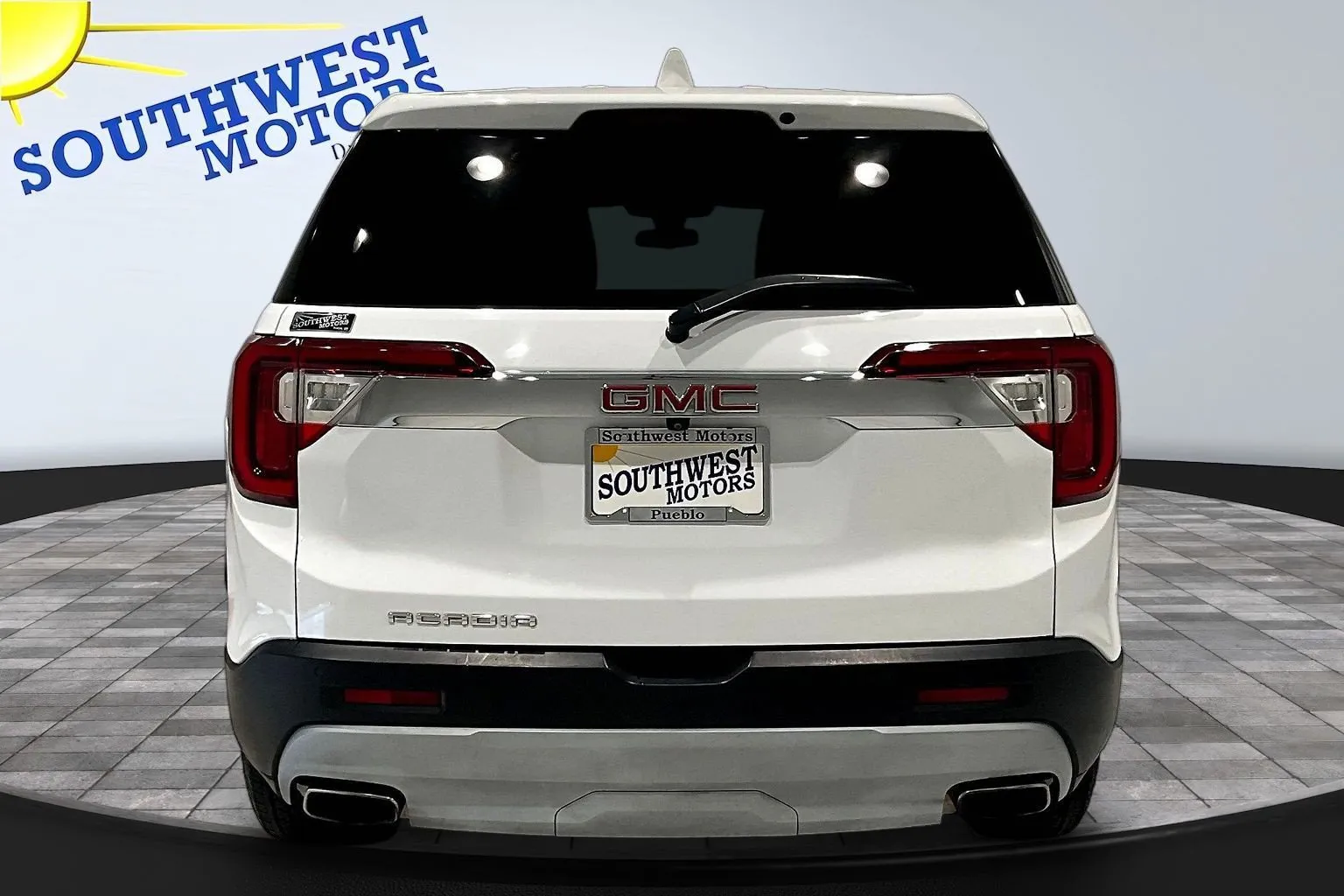 GMC Acadia photo 6
