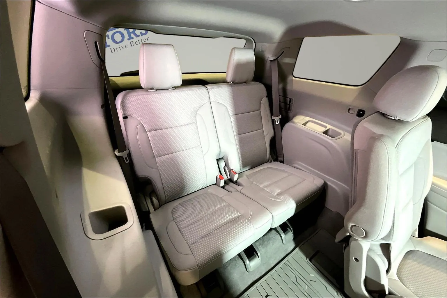 GMC Acadia photo 26