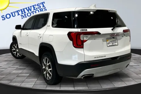 More photos of 2022 GMC Acadia SLE at Southwest Motors, CO