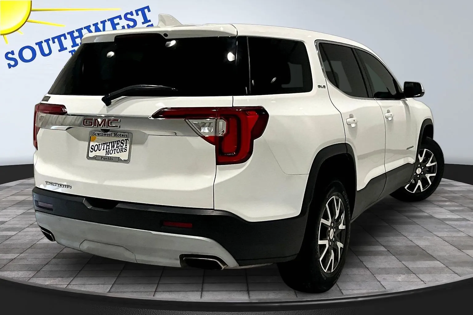 GMC Acadia photo 7