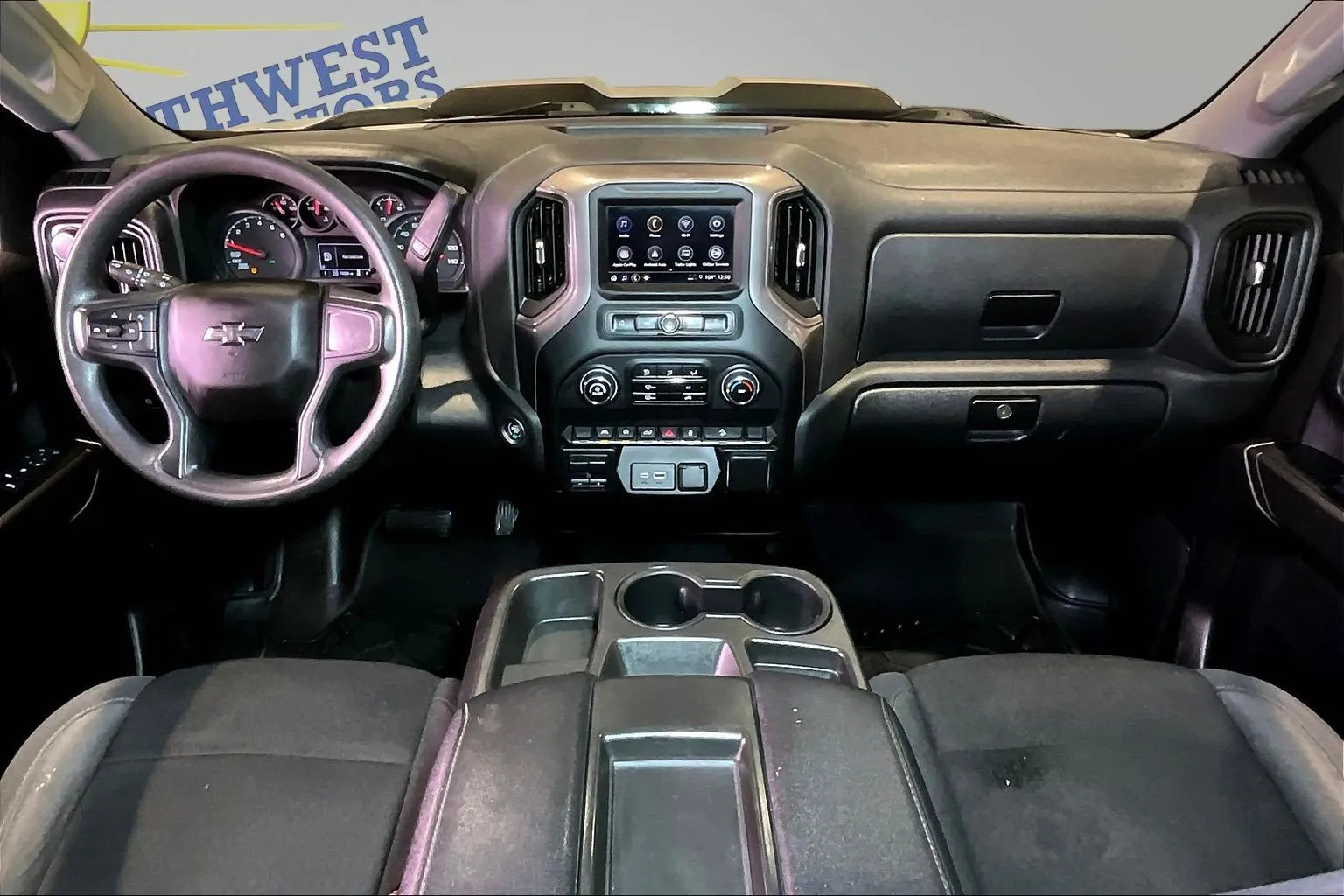 Chevrolet Silverado photo 8