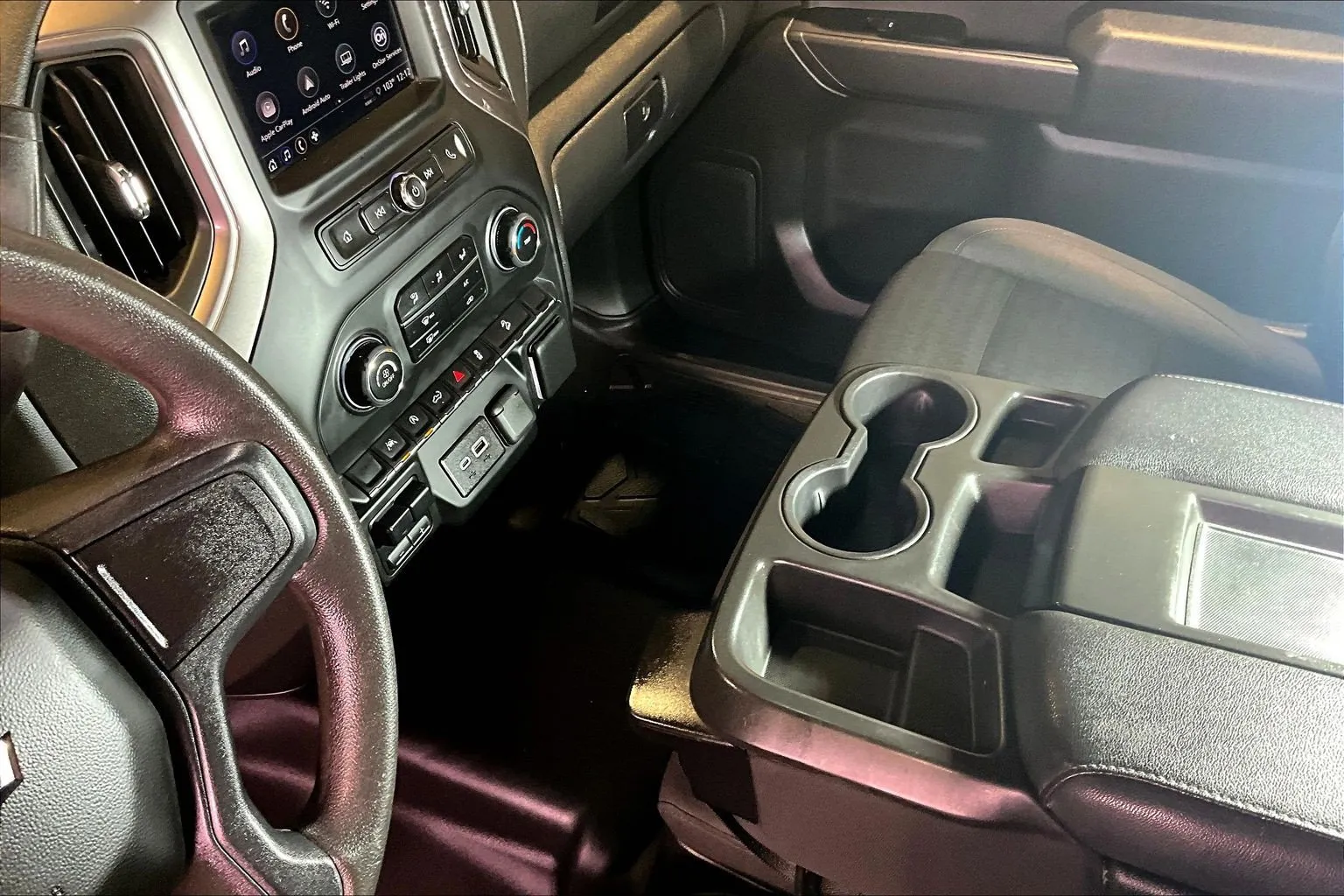 Chevrolet Silverado photo 19