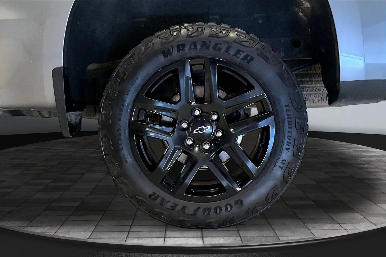 Chevrolet Silverado photo 34