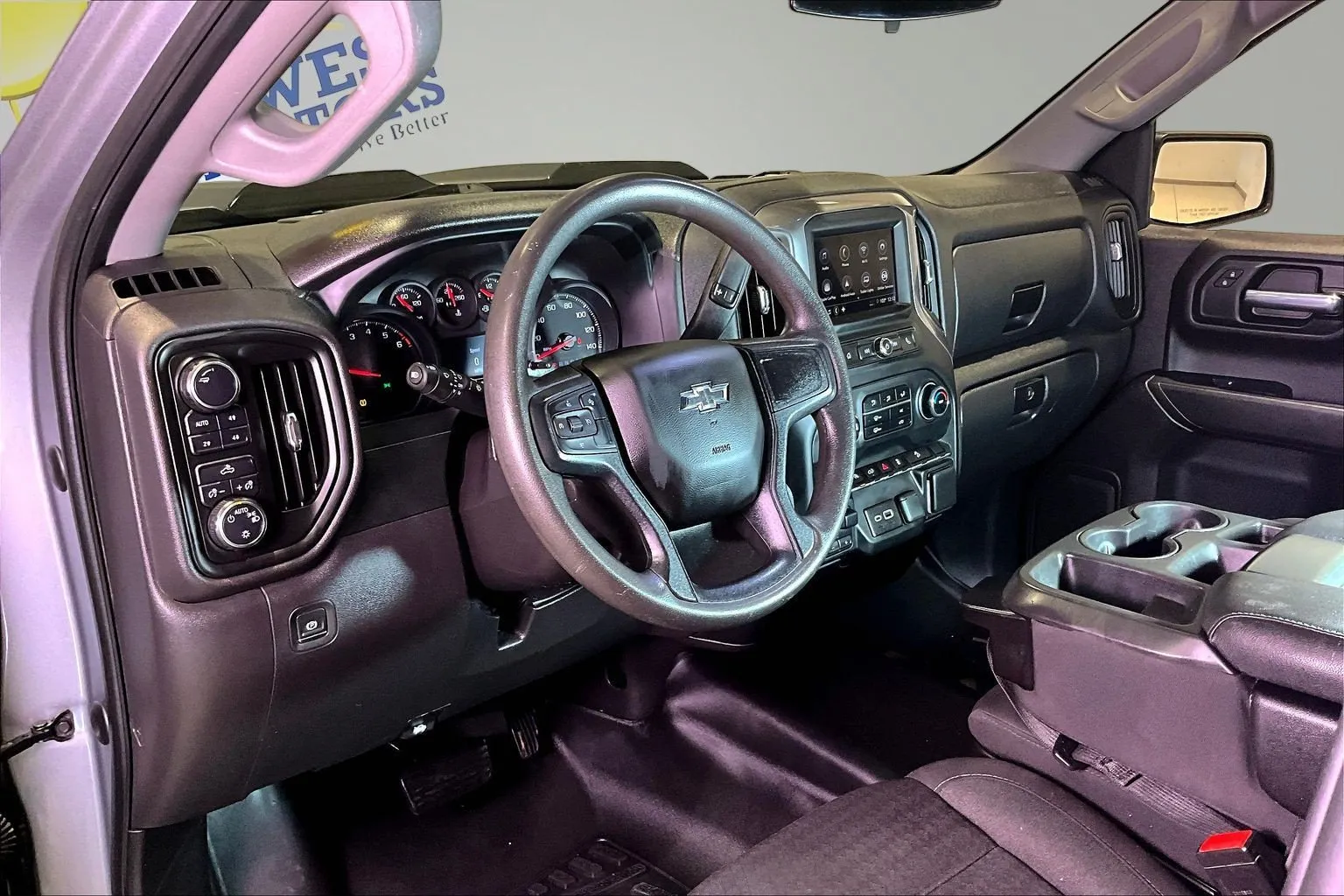 Chevrolet Silverado photo 18
