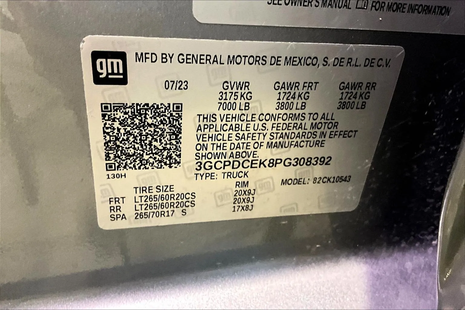 Chevrolet Silverado photo 20