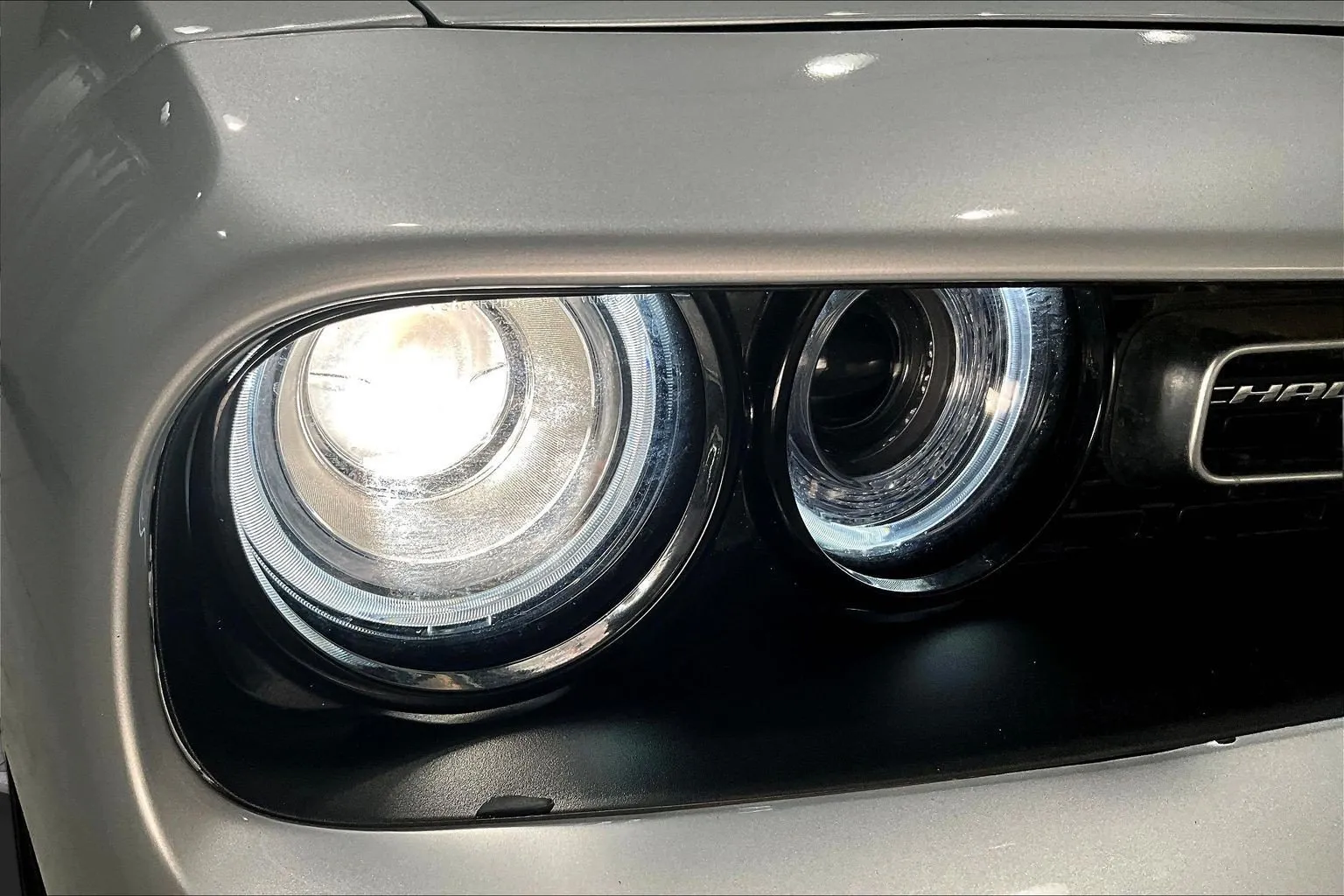 Dodge Challenger photo 32