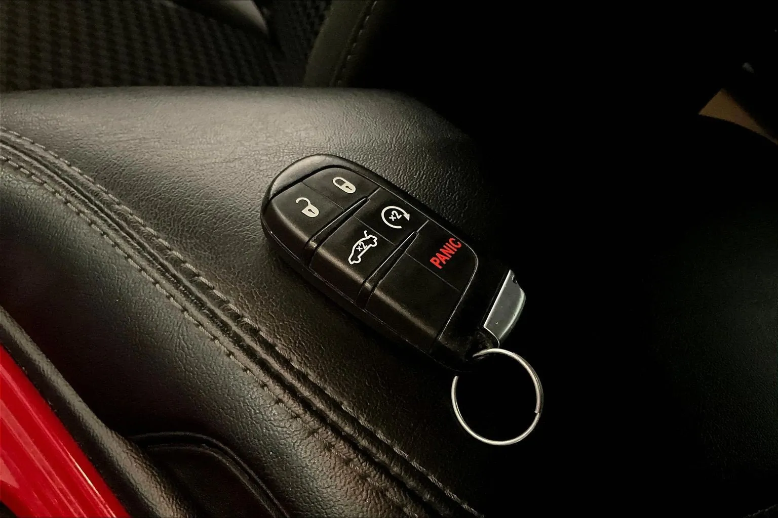 Dodge Challenger photo 35