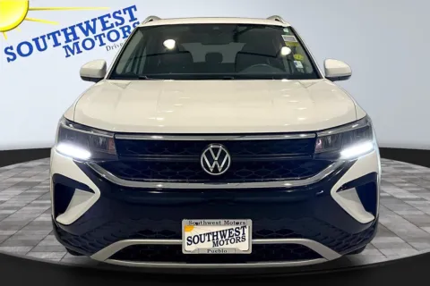 Photos of 2022 Volkswagen Taos SE for sale in Pueblo, CO at Southwest Motors