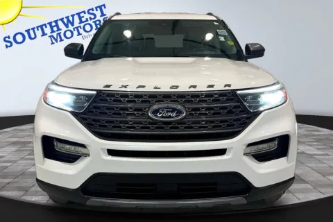 Photos of 2021 Ford Explorer XLT for sale in Pueblo, CO at Southwest Motors
