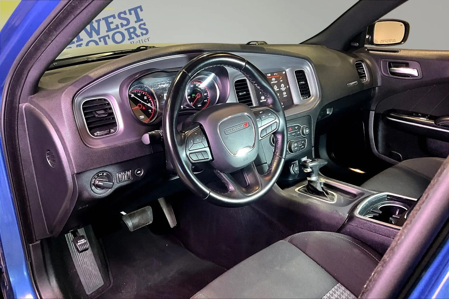 Dodge Charger photo 17