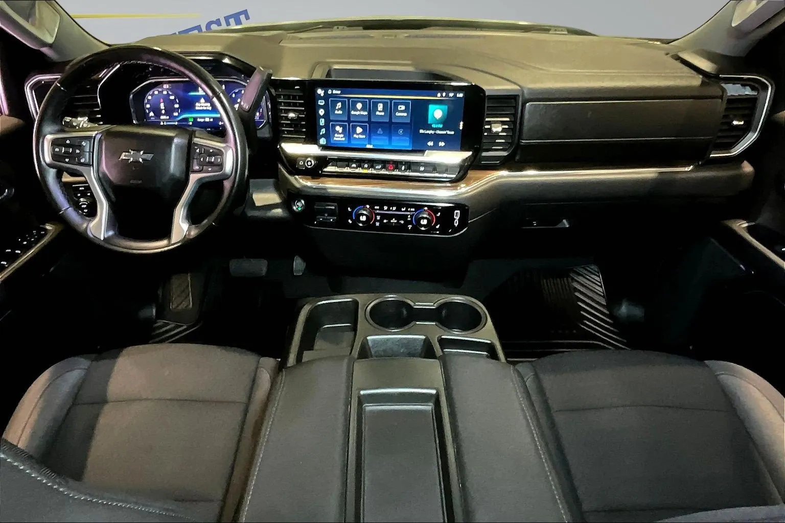 Chevrolet Silverado photo 9