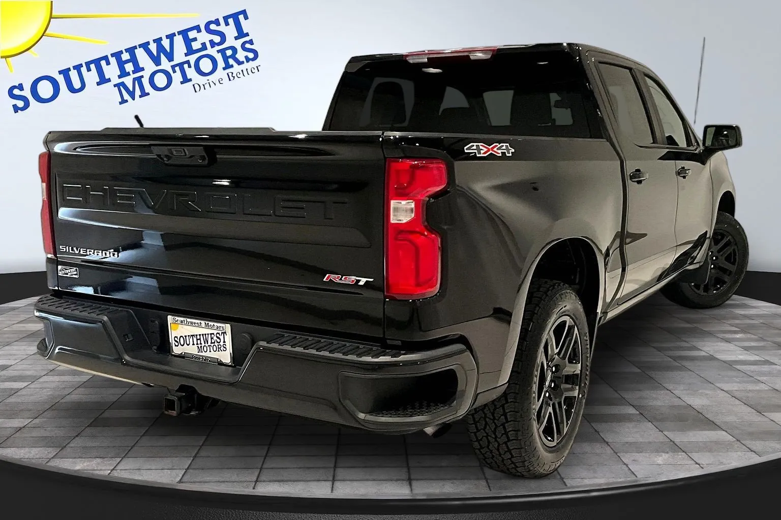 Chevrolet Silverado photo 7