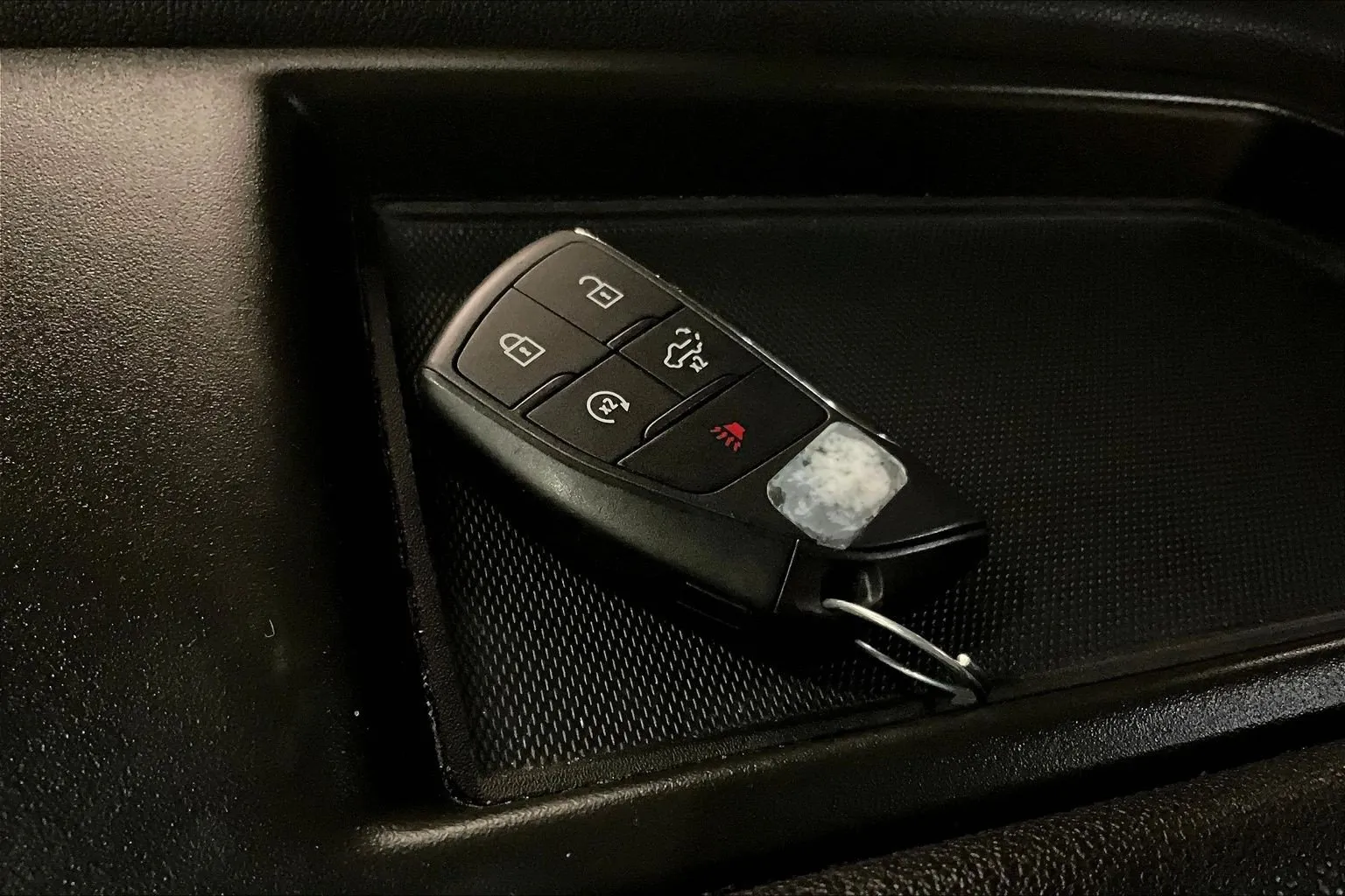 Chevrolet Silverado photo 36