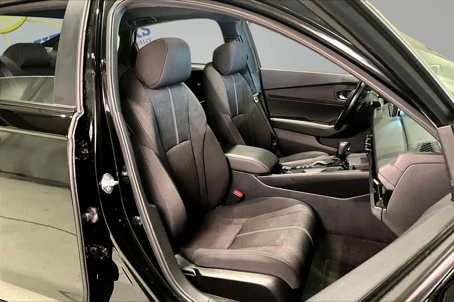 Honda Accord photo 29