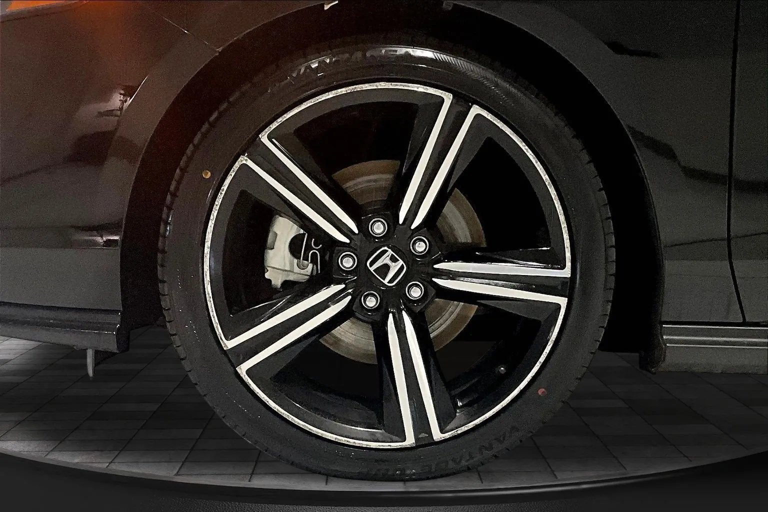 Honda Accord photo 33