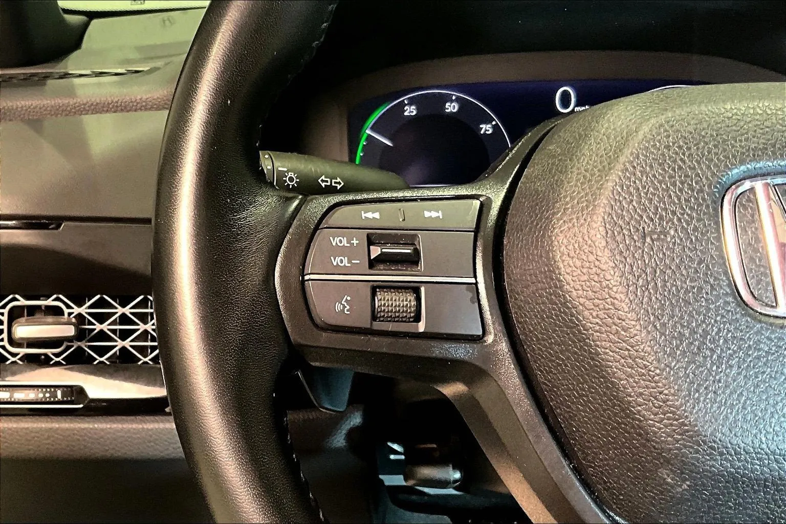 Honda Accord photo 12