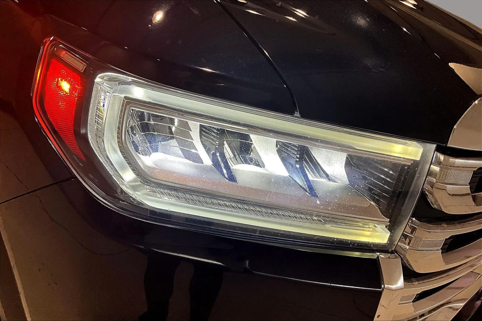 GMC Acadia photo 32