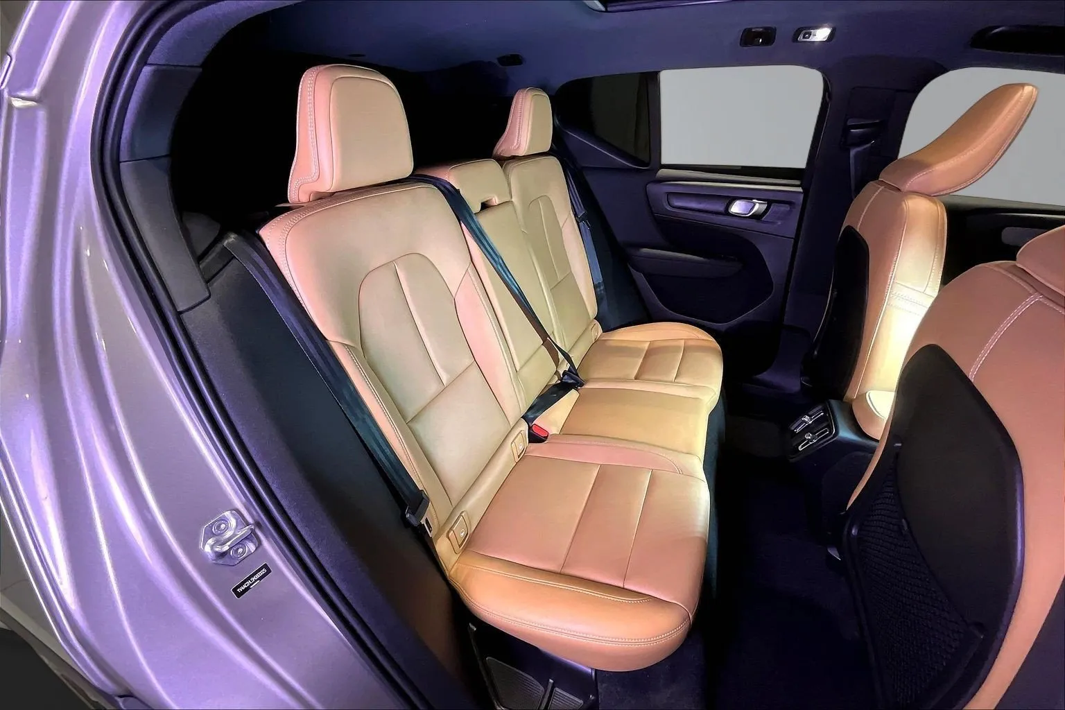 Volvo XC40 photo 24
