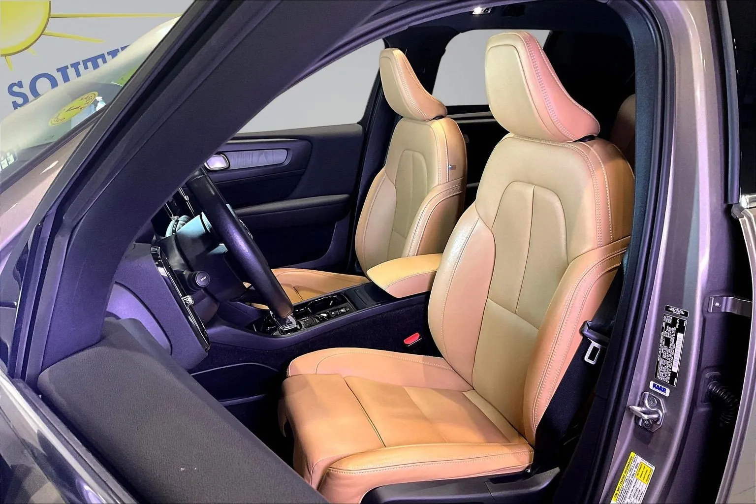 Volvo XC40 photo 21