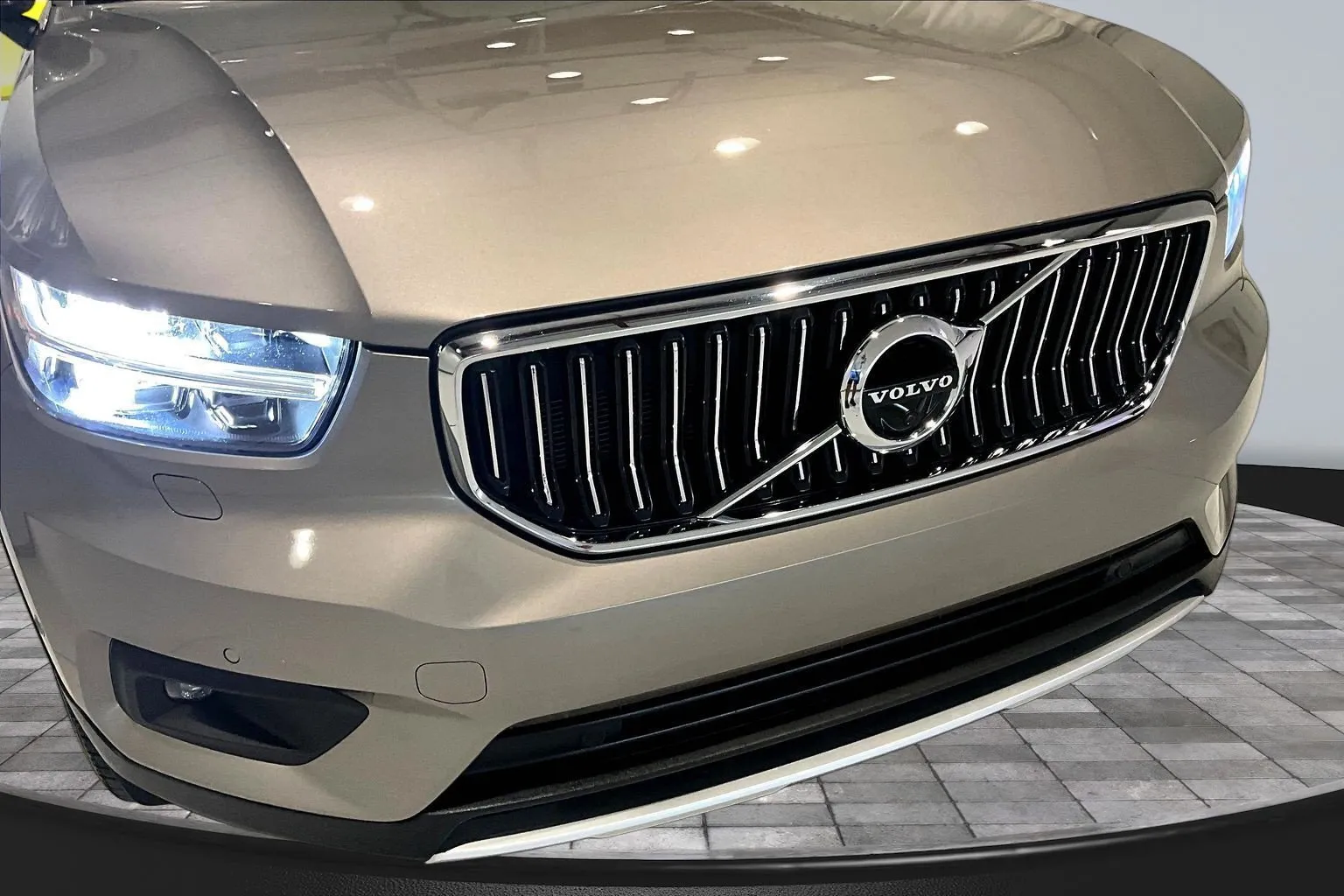 Volvo XC40 photo 31