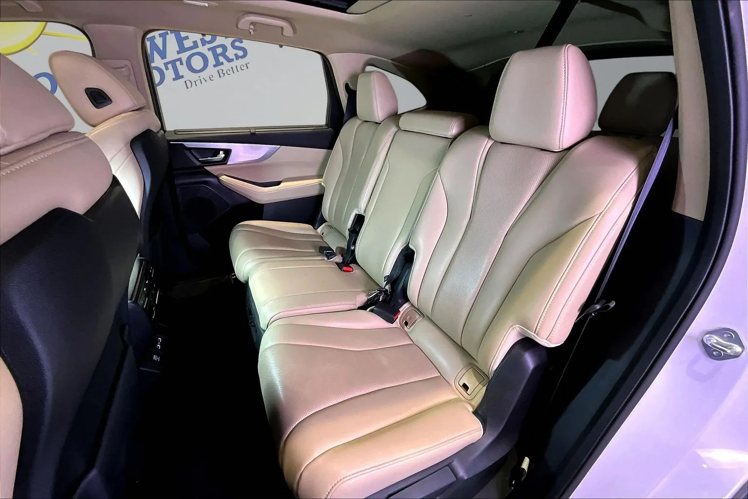 Acura MDX photo 22