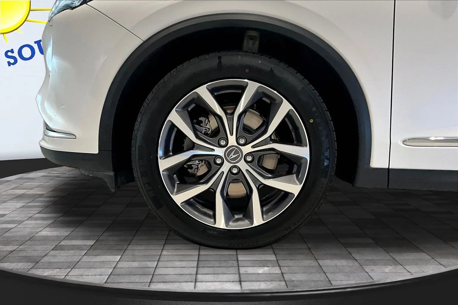 Acura MDX photo 33