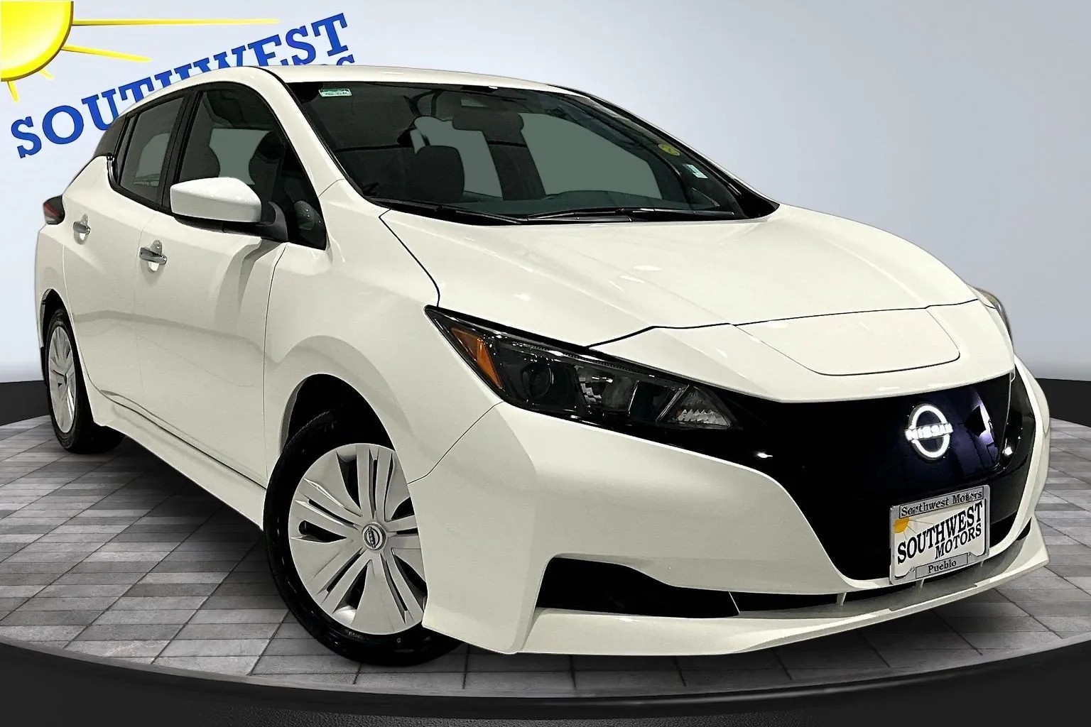 Nissan Leaf photo 3