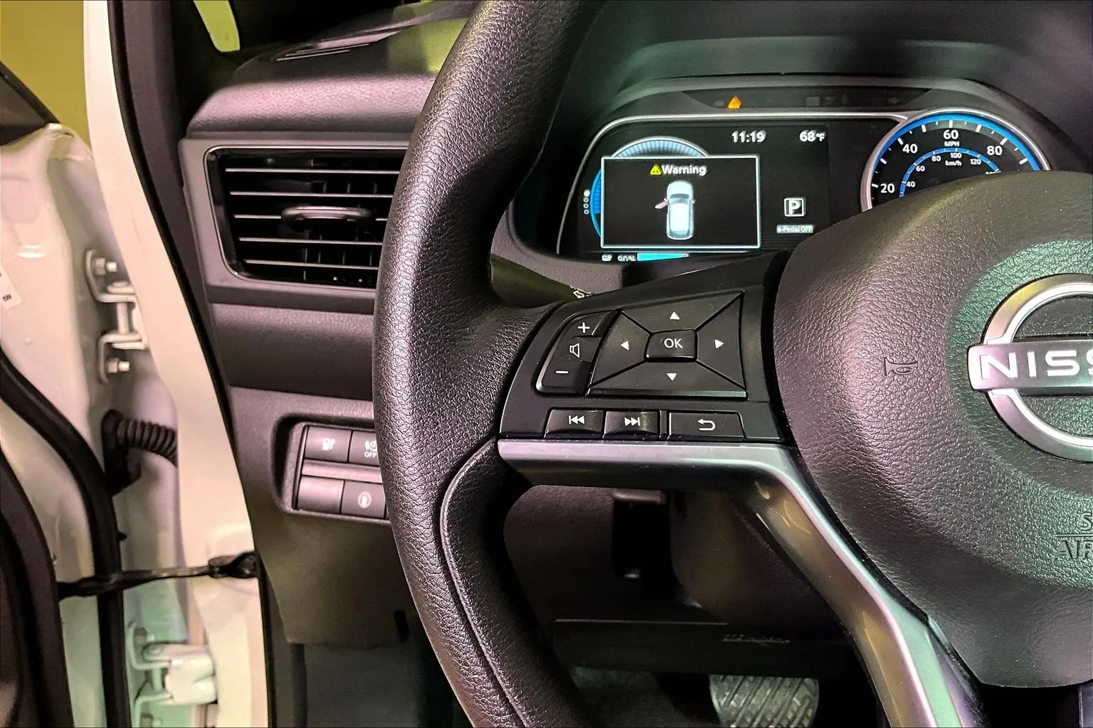 Nissan Leaf photo 12