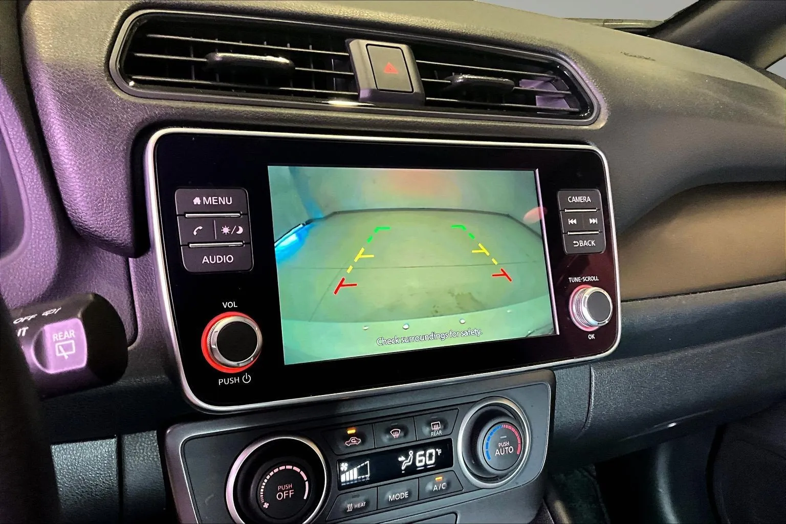 Nissan Leaf photo 15