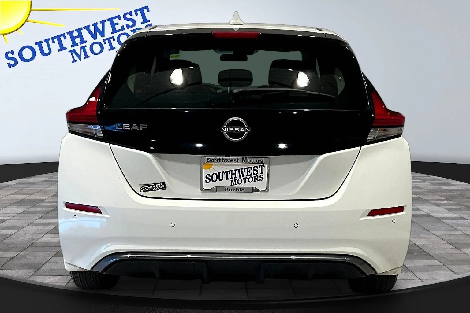 Nissan Leaf photo 6
