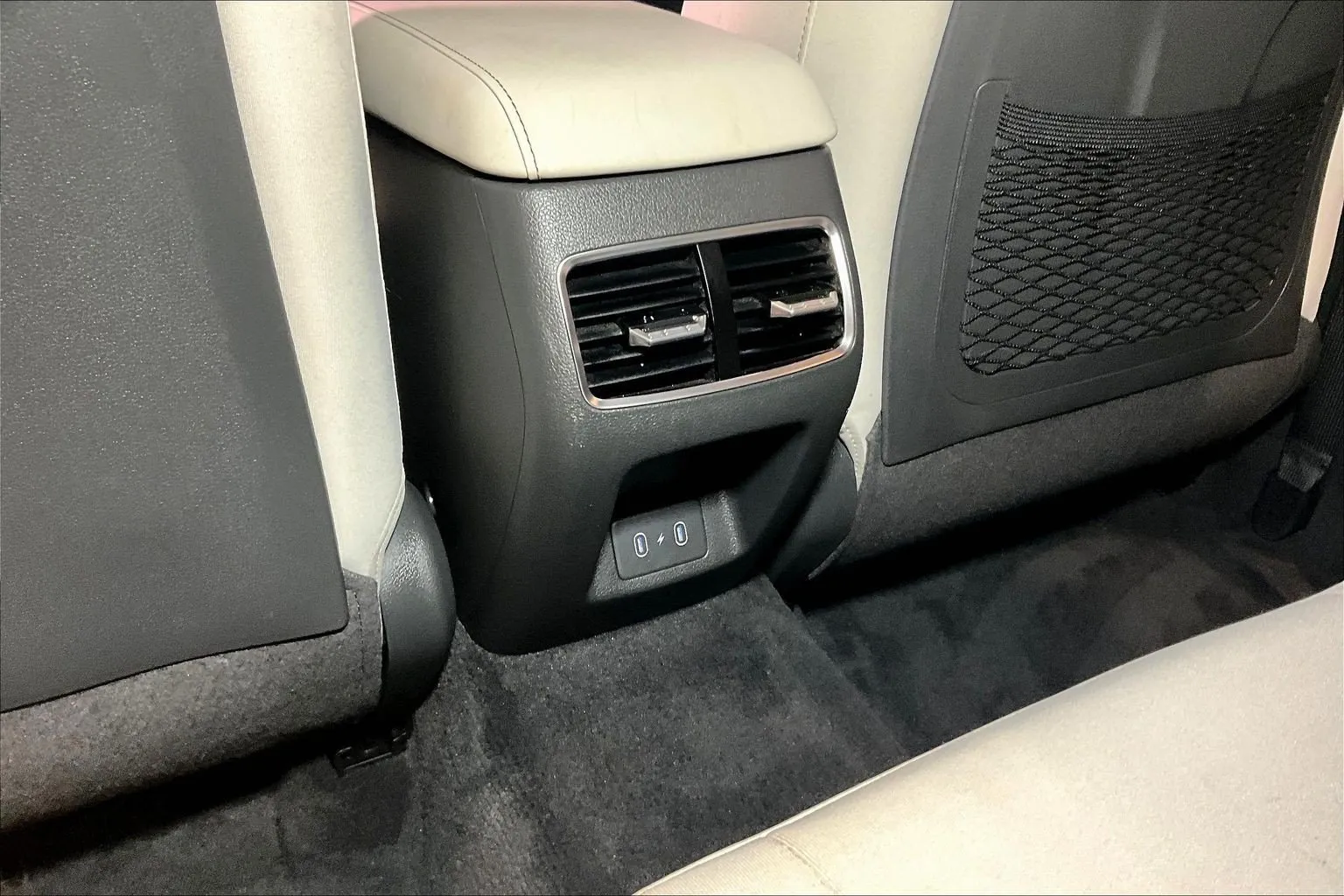 Hyundai Sonata photo 11