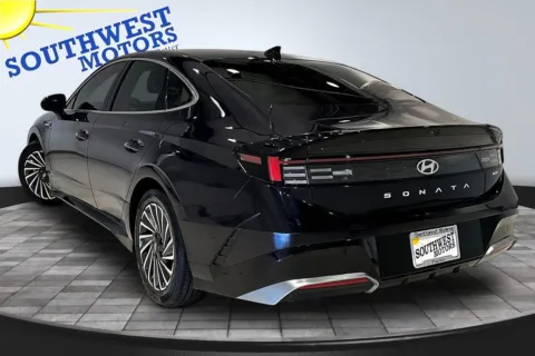 More photos of 2024 Hyundai Sonata Hybrid SEL at Southwest Motors, CO