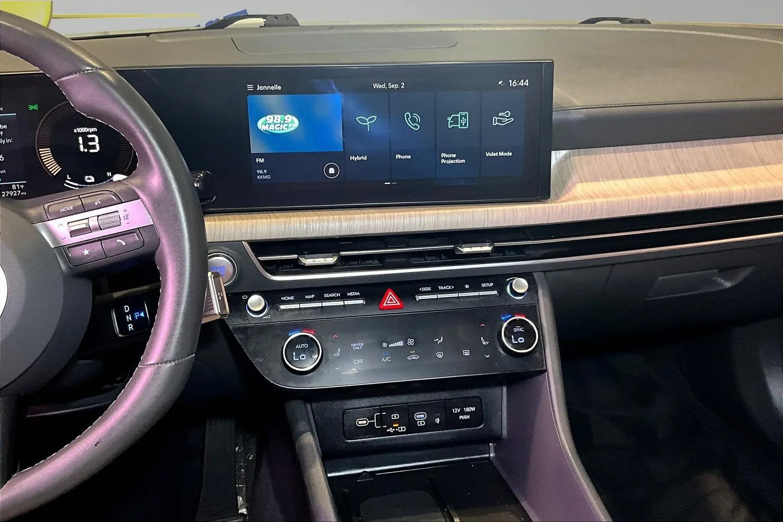 Hyundai Sonata photo 10
