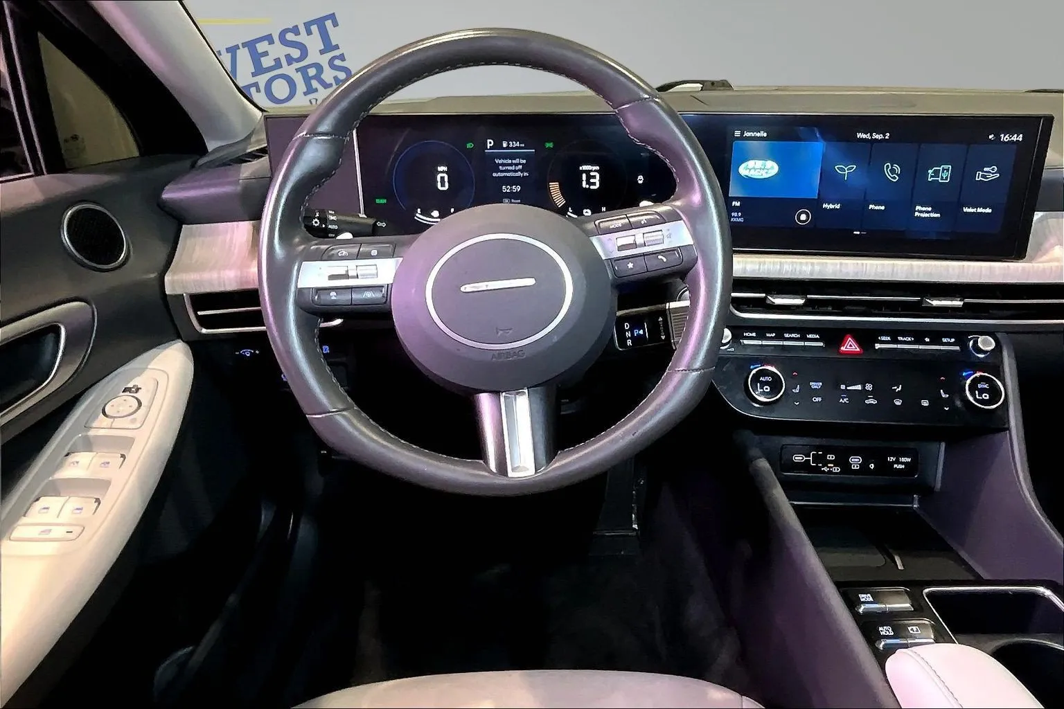 Hyundai Sonata photo 9