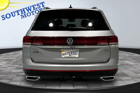 More photos of 2026 Volkswagen Atlas 2.0T SE w/Technology at Southwest Motors, CO