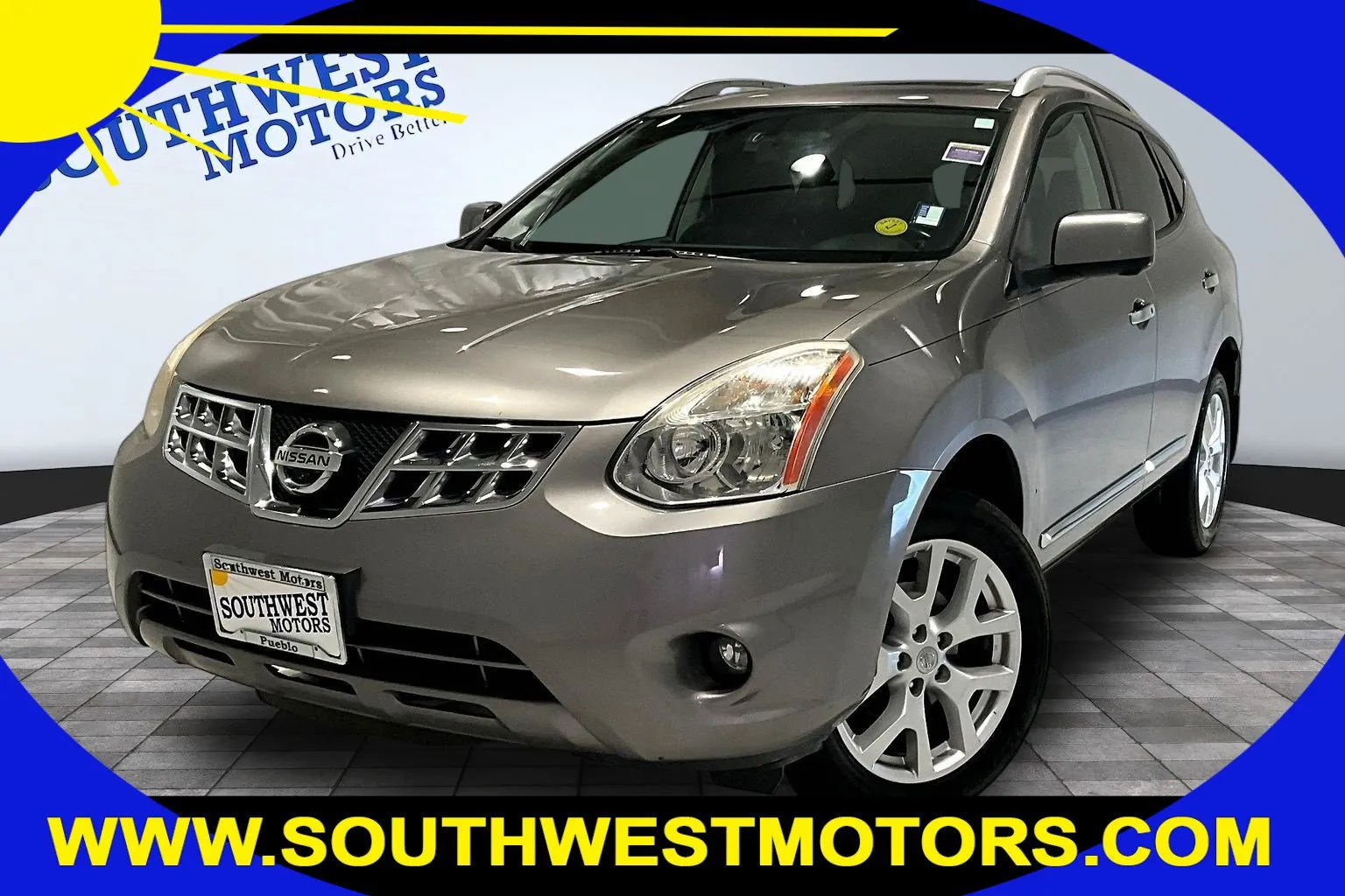 Gray 2013 Nissan Rogue SL for sale in Pueblo, CO