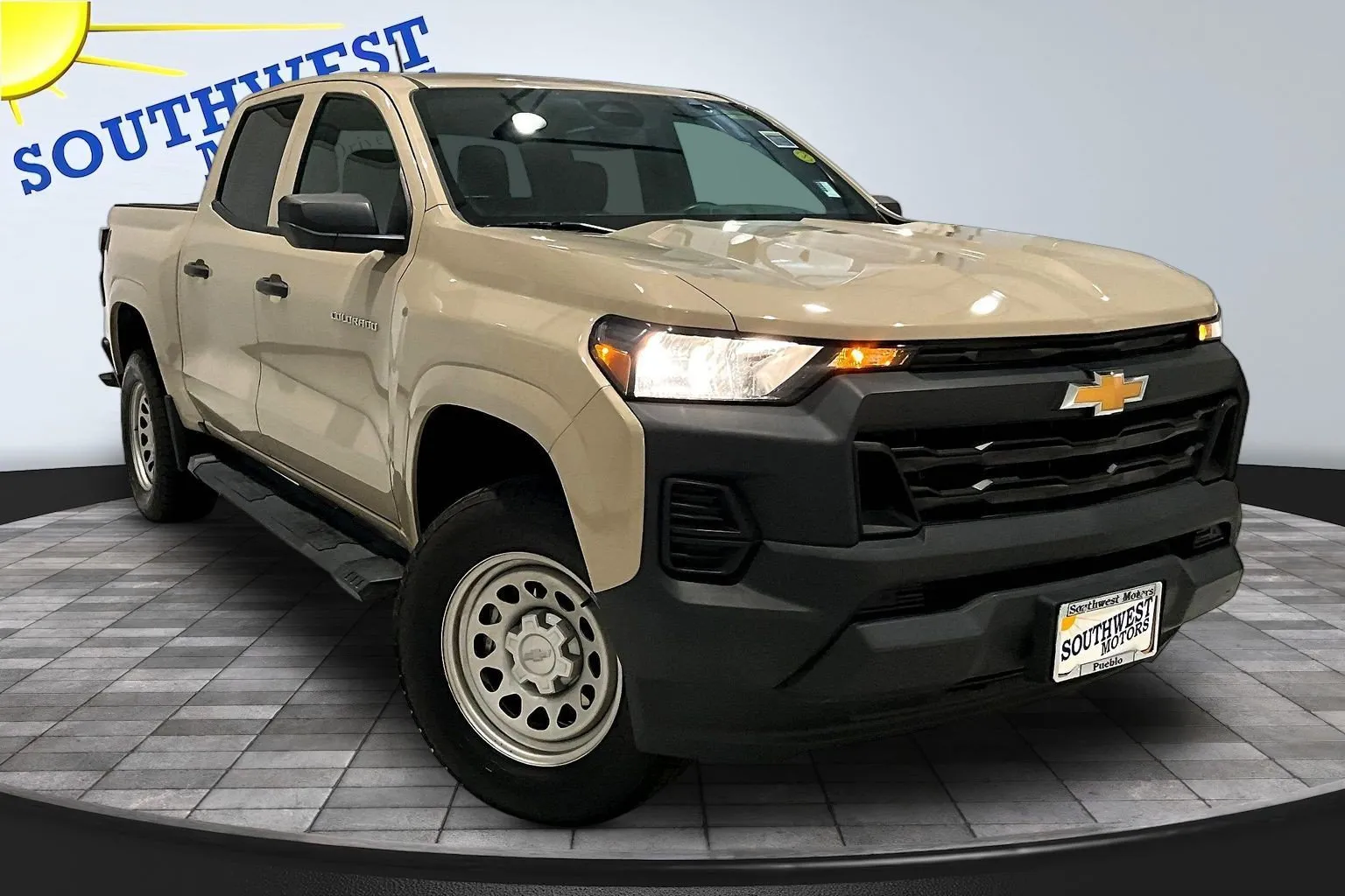 Chevrolet Colorado photo 3
