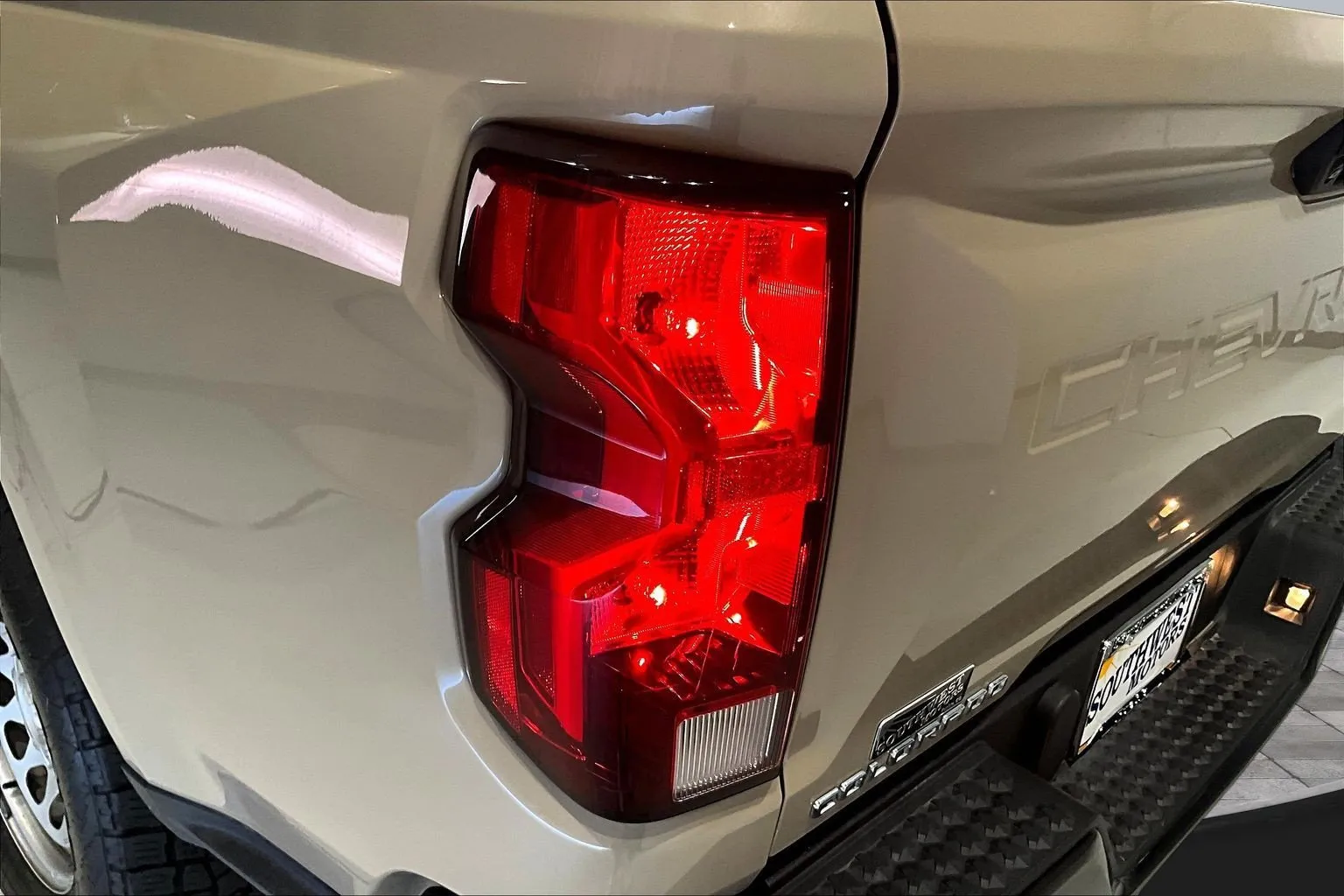 Chevrolet Colorado photo 24