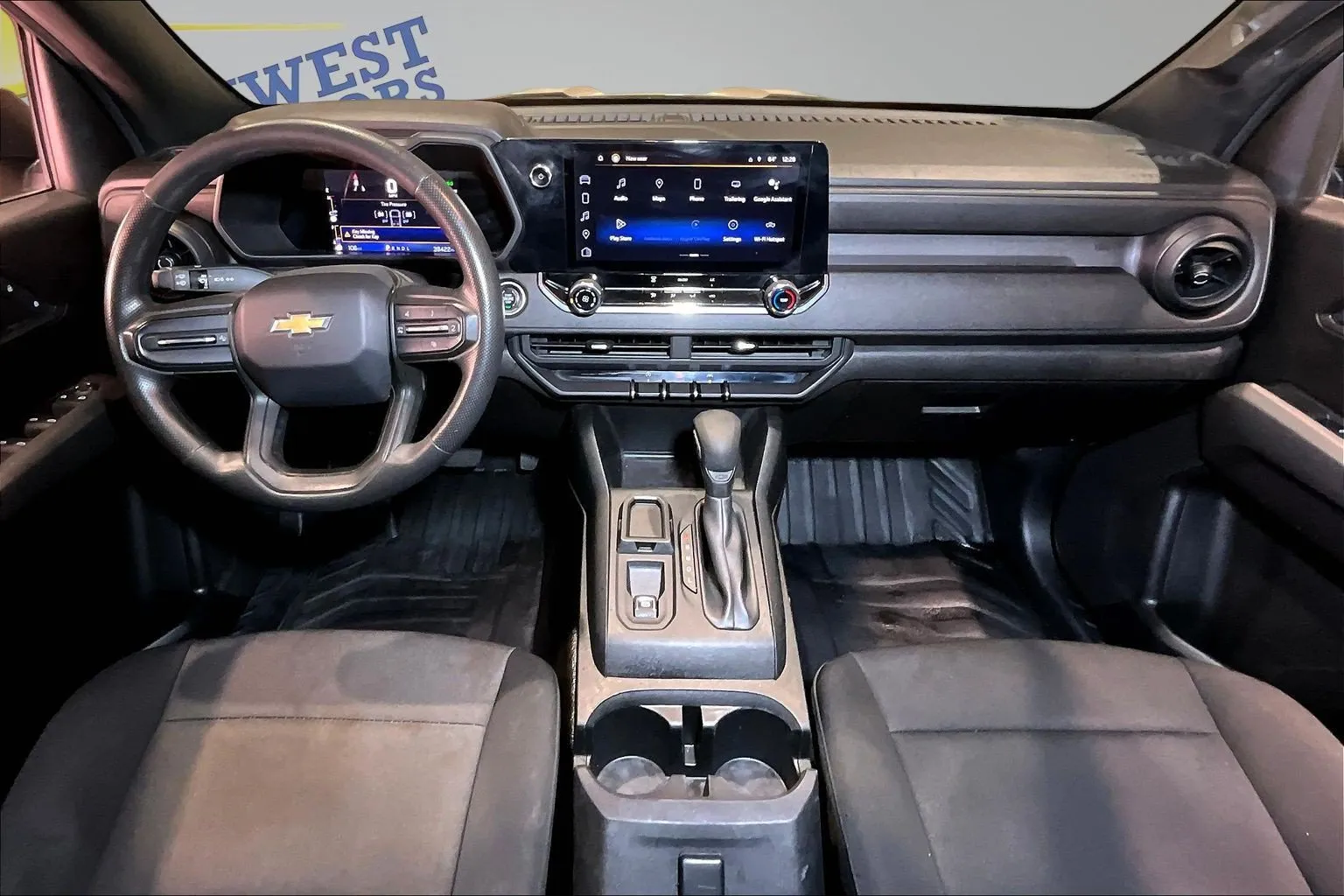 Chevrolet Colorado photo 9
