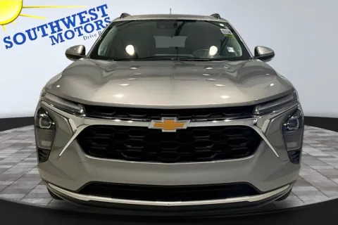 Photos of 2025 Chevrolet Trax LT for sale in Pueblo, CO at Southwest Motors