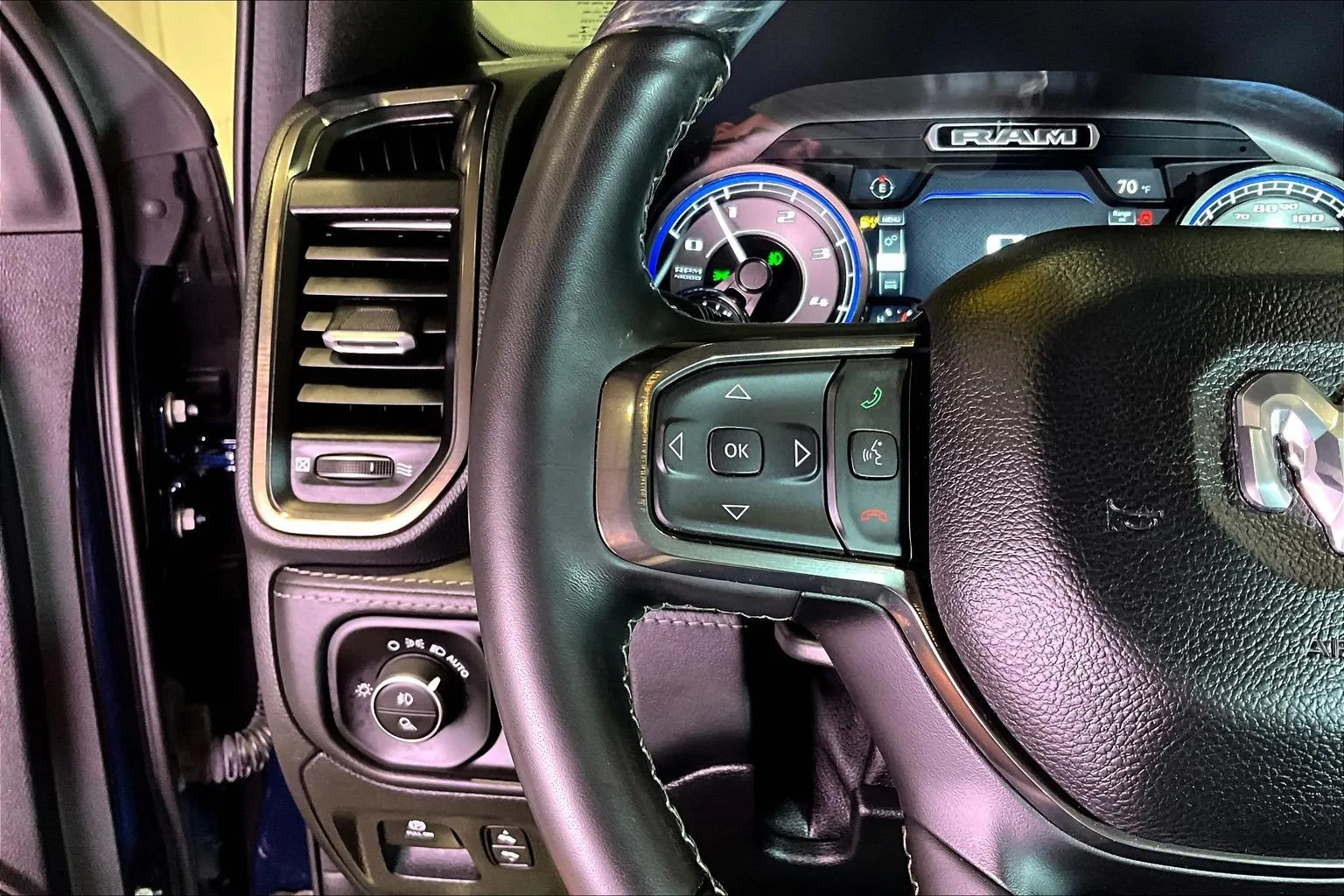Ram 1500 photo 13