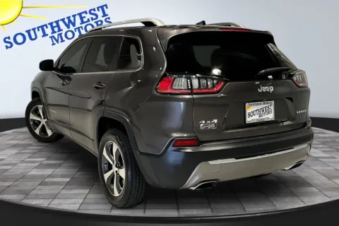 More photos of 2019 Jeep Cherokee Limited at Southwest Motors, CO