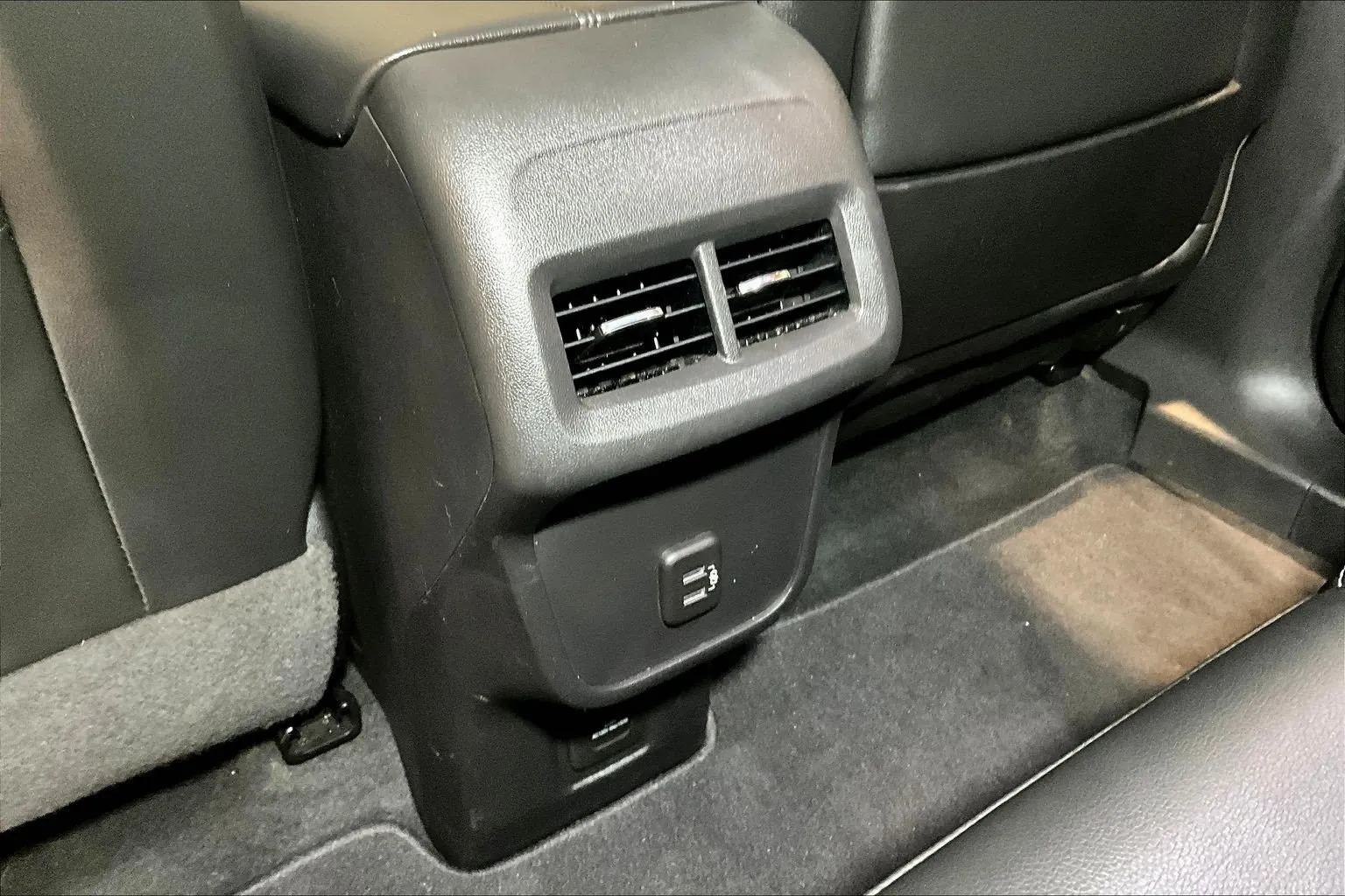 GMC Terrain photo 11