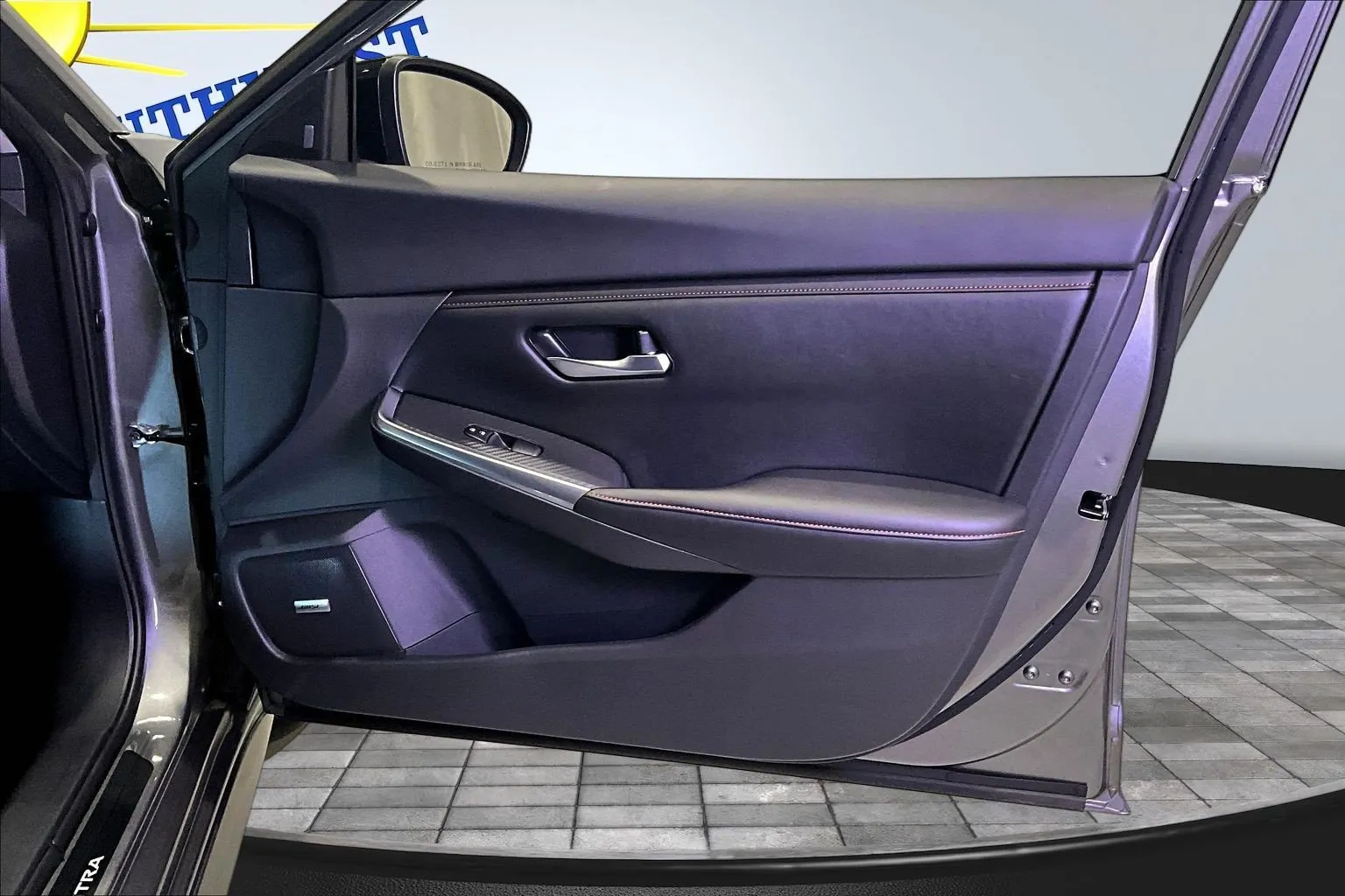 Nissan Sentra photo 28