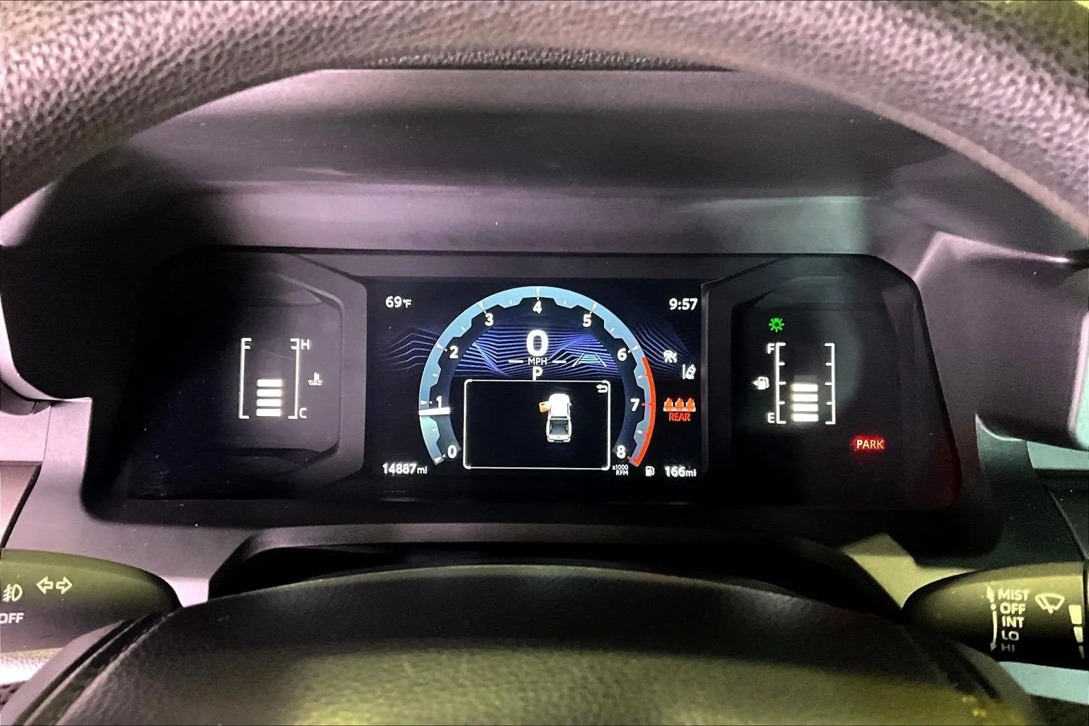 Toyota Tacoma photo 15