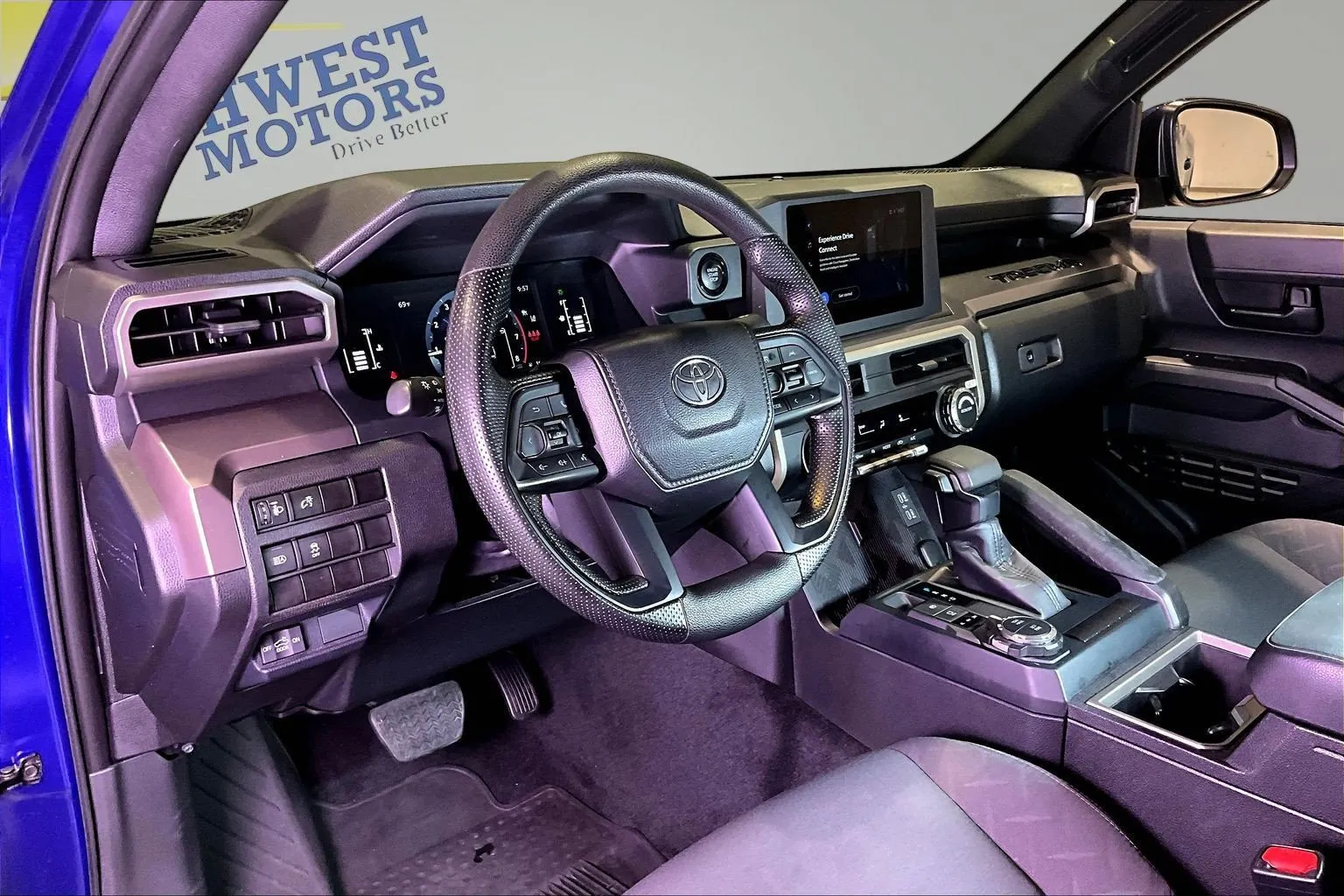 Toyota Tacoma photo 18