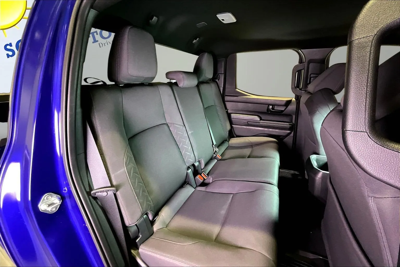 Toyota Tacoma photo 26